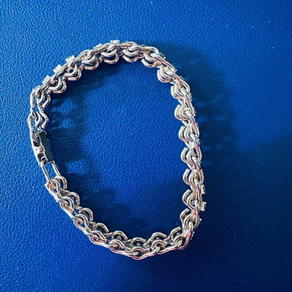 7" Gold Tone Rhinestone Tennis Bracelet.